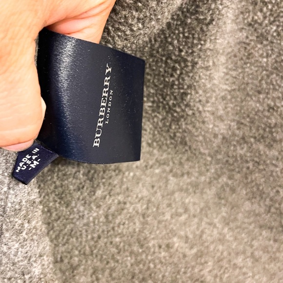 Burberry Green Hooded Jacket - Picture 11 of 16